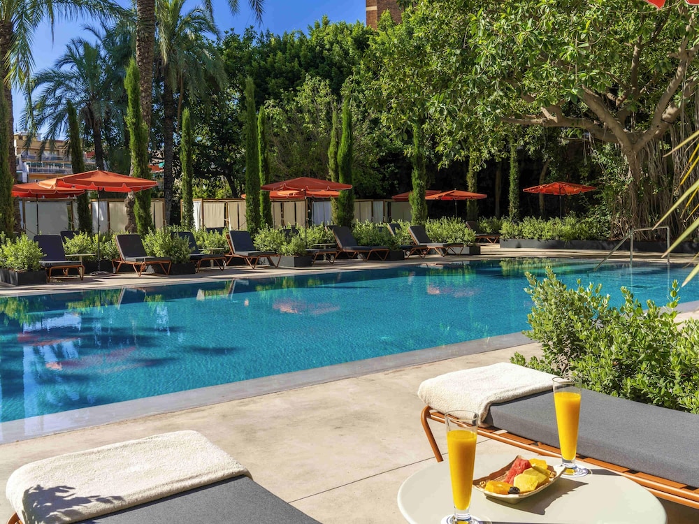 Mercure Benidorm — Swimming pool in Benidorm, Valencian Community