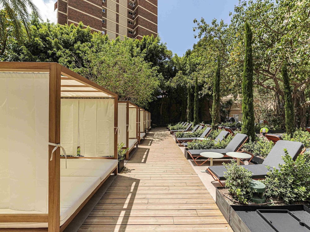Mercure Benidorm — Hotel building in Benidorm, Valencian Community