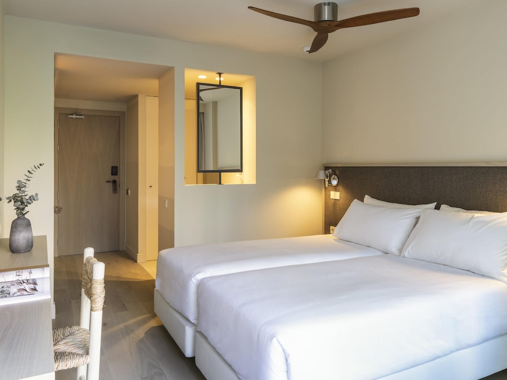 Mercure Benidorm — Hotel rooms in Benidorm, Valencian Community
