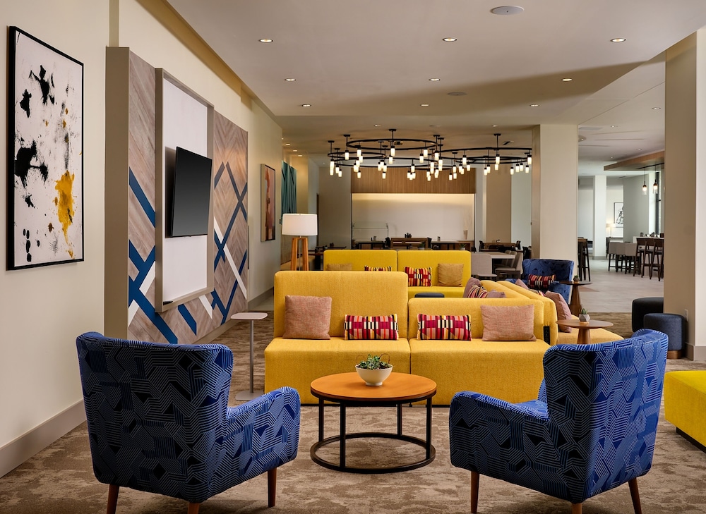 Hilton Garden Inn Grapevine at Silverlake Crossing — Restaurant & bars in Grapevine, Texas