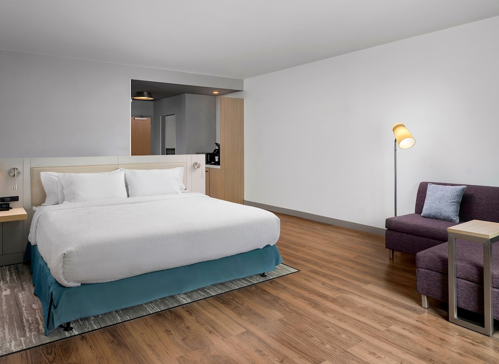 Hilton Garden Inn Grapevine at Silverlake Crossing — Hotel rooms in Grapevine, Texas