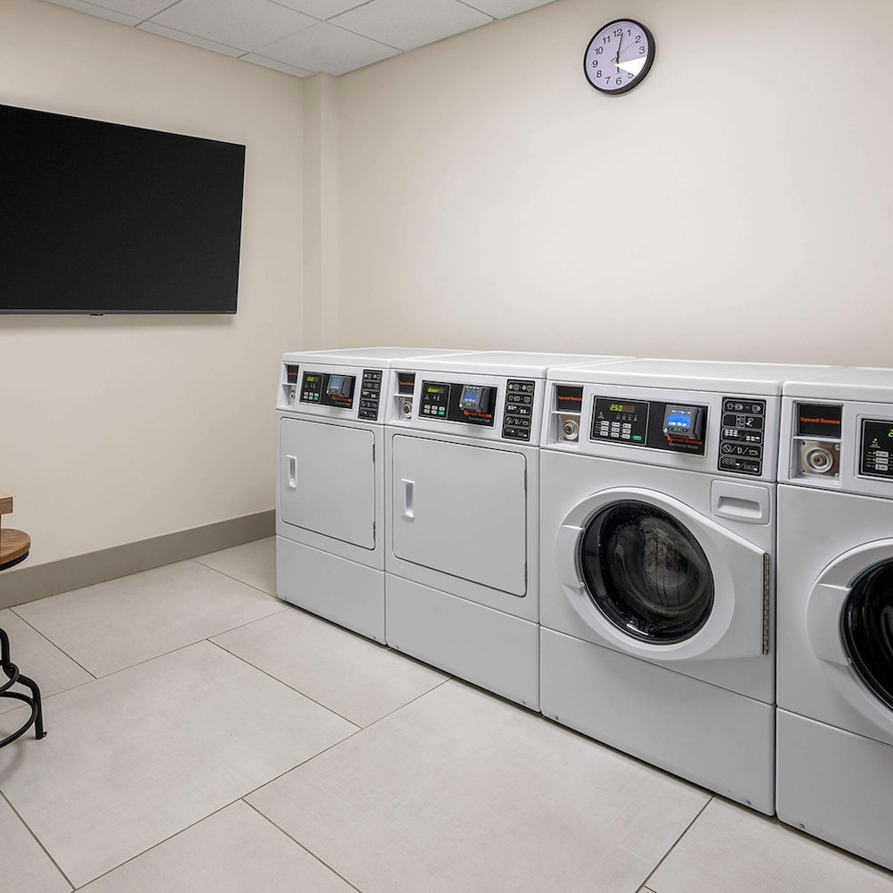 Hilton Garden Inn Grapevine at Silverlake Crossing — Sports & recreation in Grapevine, Texas