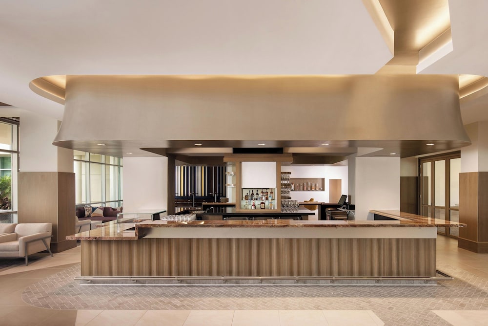 The Celeste Hotel, Orlando, a Tribute Portfolio Hotel — Restaurant & bars in Orlando, Florida