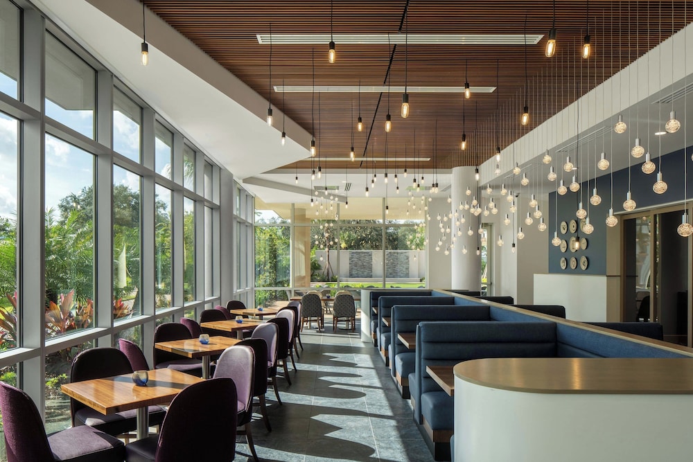 The Celeste Hotel, Orlando, a Tribute Portfolio Hotel — Restaurant & bars in Orlando, Florida