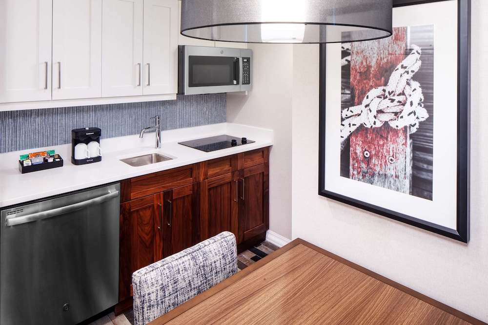 Homewood Suites by Hilton Boston Seaport District — Hotel rooms in Boston, Massachusetts