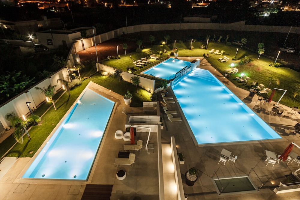 SEAWATER HOTEL BIO & BEAUTY SPA — Swimming pool in Marsala, Sicily