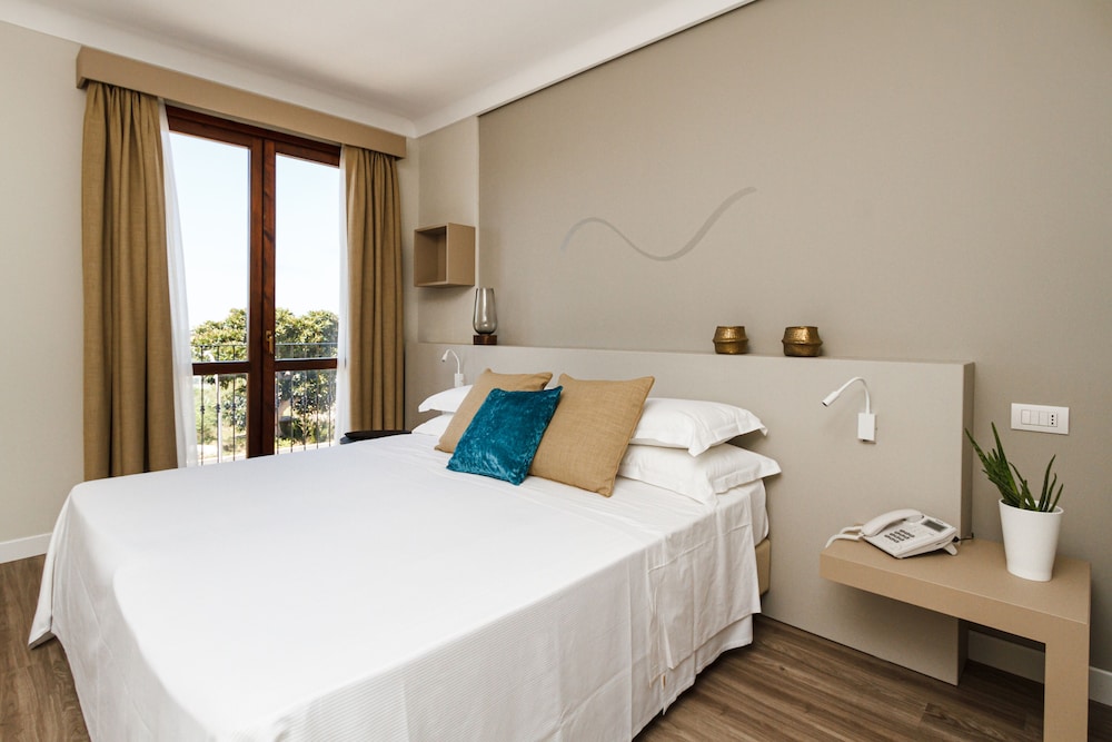 SEAWATER HOTEL BIO & BEAUTY SPA — Hotel rooms in Marsala, Sicily
