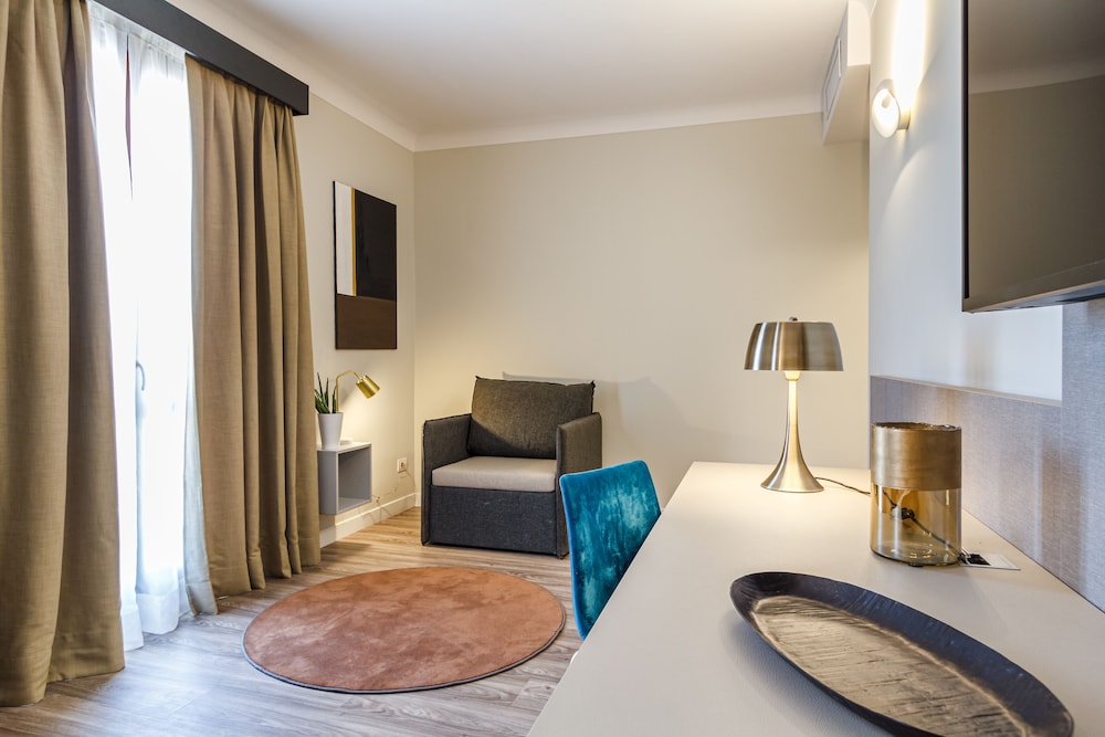 SEAWATER HOTEL BIO & BEAUTY SPA — Hotel rooms in Marsala, Sicily