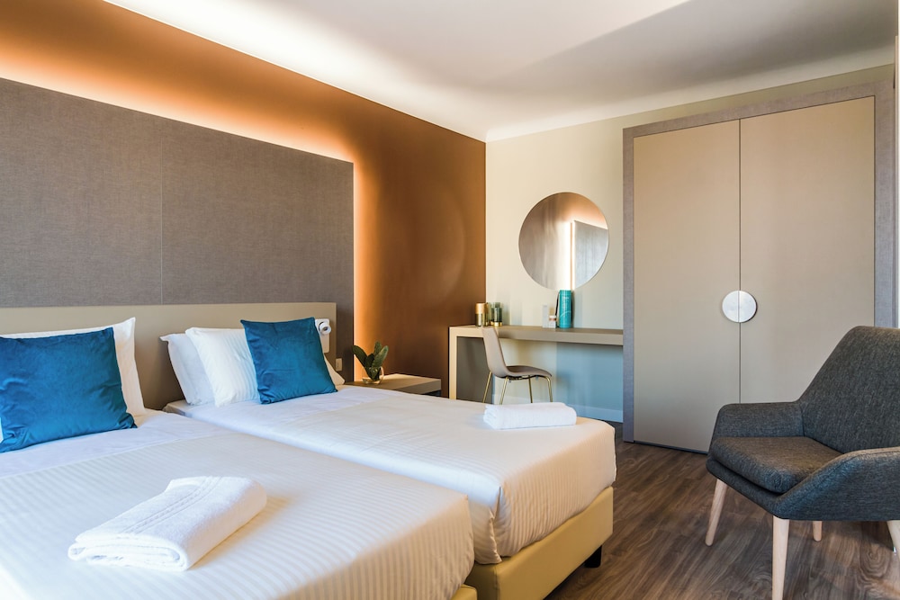 SEAWATER HOTEL BIO & BEAUTY SPA — Hotel rooms in Marsala, Sicily