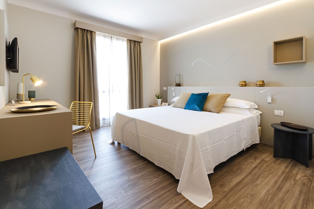 SEAWATER HOTEL BIO & BEAUTY SPA — Hotel rooms in Marsala, Sicily
