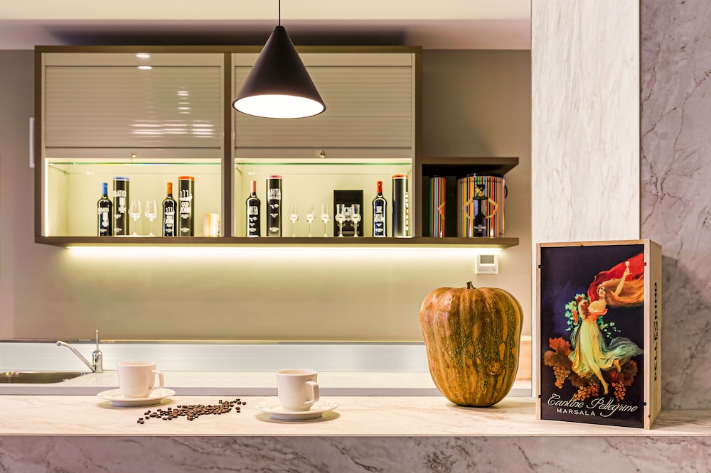 SEAWATER HOTEL BIO & BEAUTY SPA — Restaurant & bars in Marsala, Sicily
