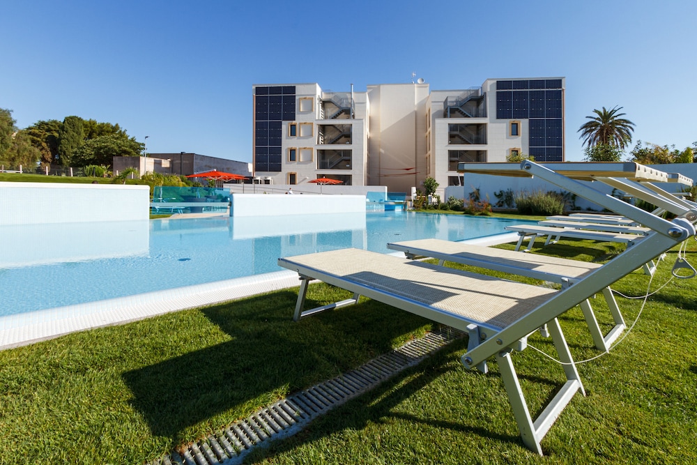 SEAWATER HOTEL BIO & BEAUTY SPA — Swimming pool in Marsala, Sicily