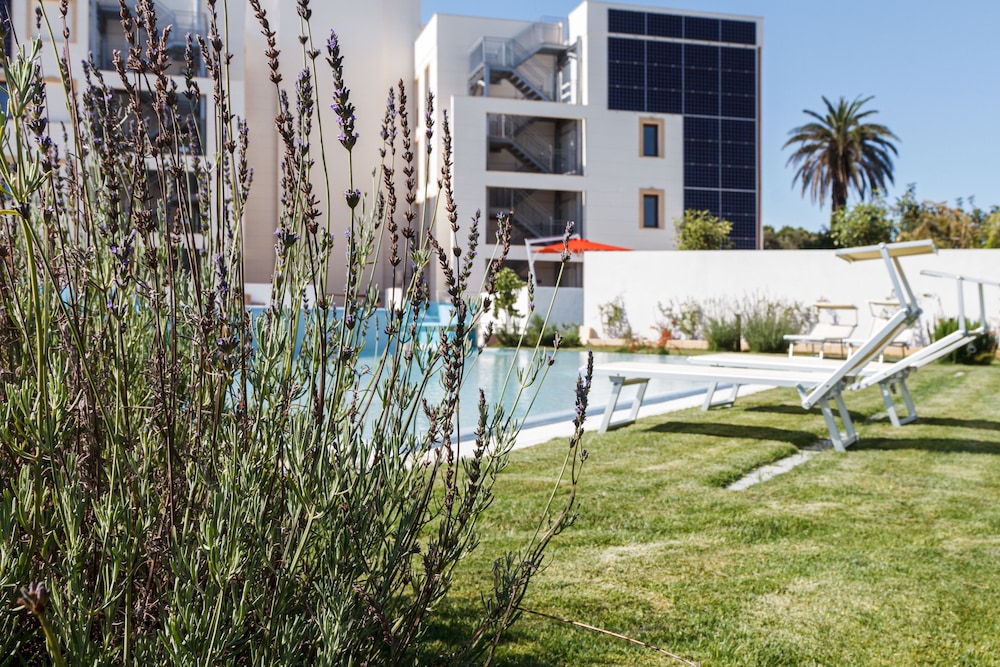SEAWATER HOTEL BIO & BEAUTY SPA — Swimming pool in Marsala, Sicily