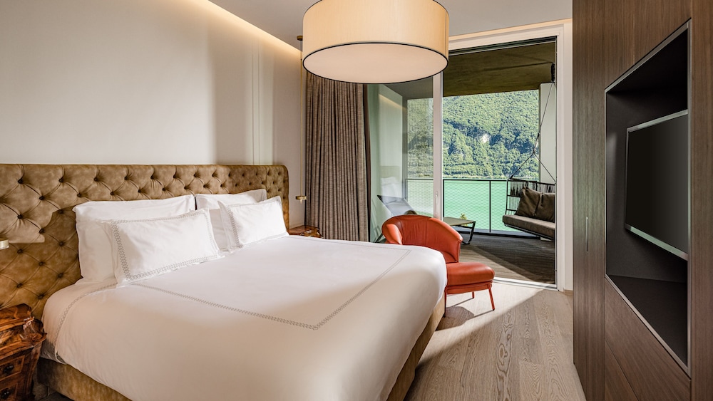 ARIA Retreat & SPA - The Leading Hotels of the World — Hotel rooms in Porlezza, Lombardy