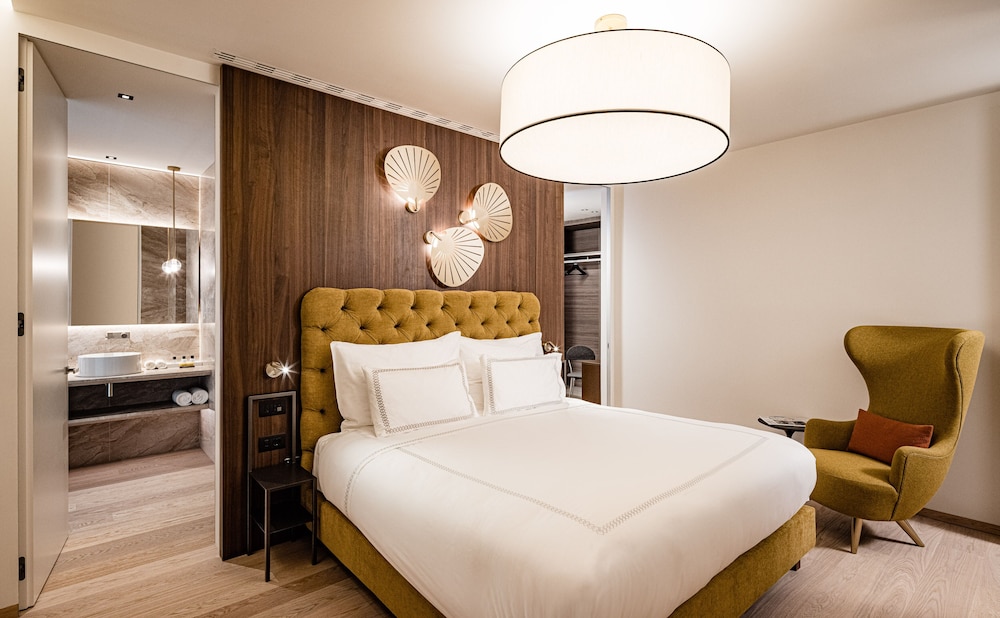 ARIA Retreat & SPA - The Leading Hotels of the World — Hotel rooms in Porlezza, Lombardy