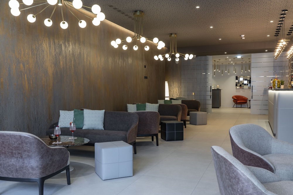 ARIA Retreat & SPA - The Leading Hotels of the World — Restaurant & bars in Porlezza, Lombardy
