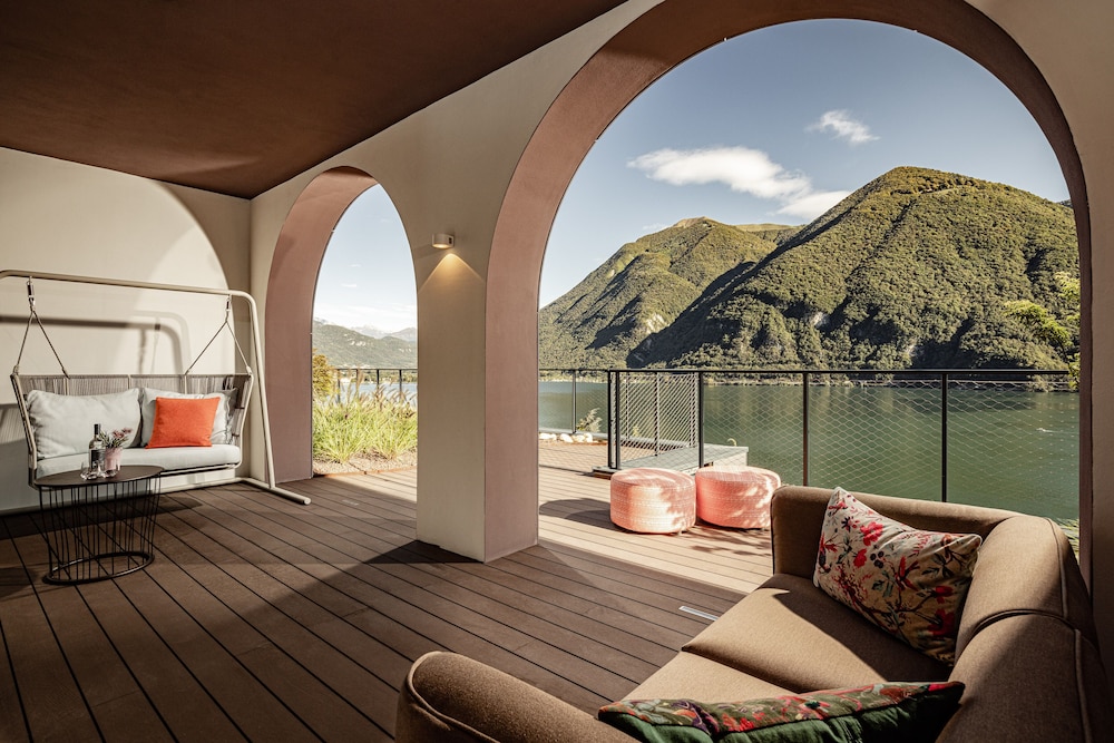 ARIA Retreat & SPA - The Leading Hotels of the World — Hotel building in Porlezza, Lombardy