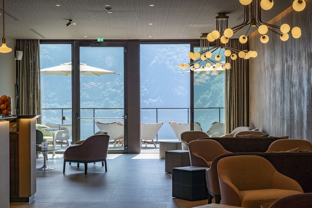 ARIA Retreat & SPA - The Leading Hotels of the World — Restaurant & bars in Porlezza, Lombardy