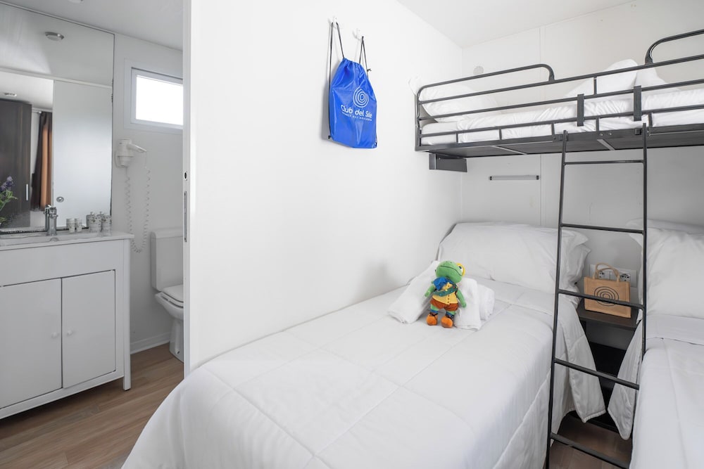 Club Del Sole Jesolo Family Resort — Hotel rooms in Jesolo, Veneto