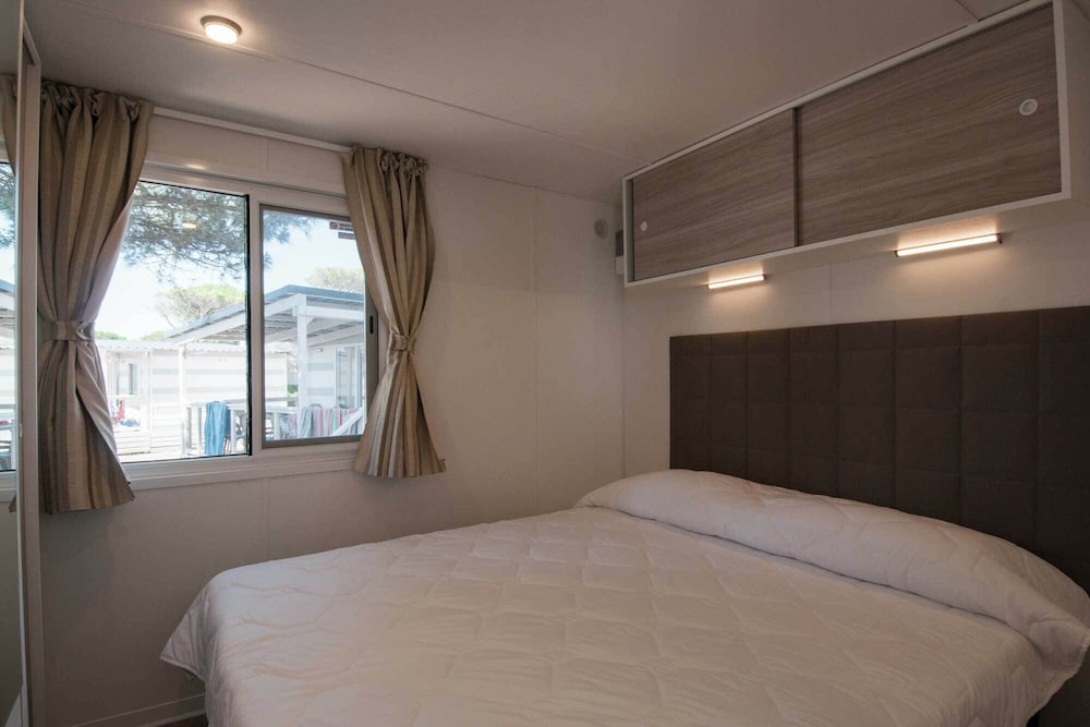 Club Del Sole Jesolo Family Resort — Hotel rooms in Jesolo, Veneto