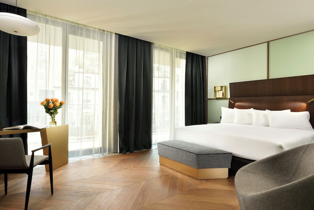 Milano Verticale | UNA Esperienze | Preferred Hotels and Resorts — Hotel rooms in Milan, Lombardy