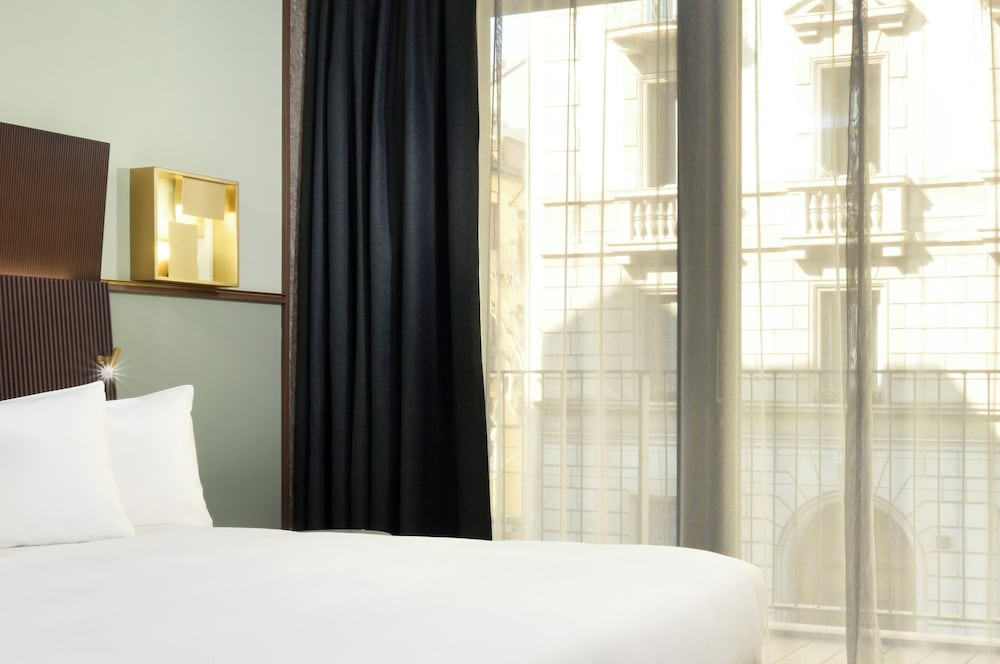 Milano Verticale | UNA Esperienze | Preferred Hotels and Resorts — Hotel rooms in Milan, Lombardy