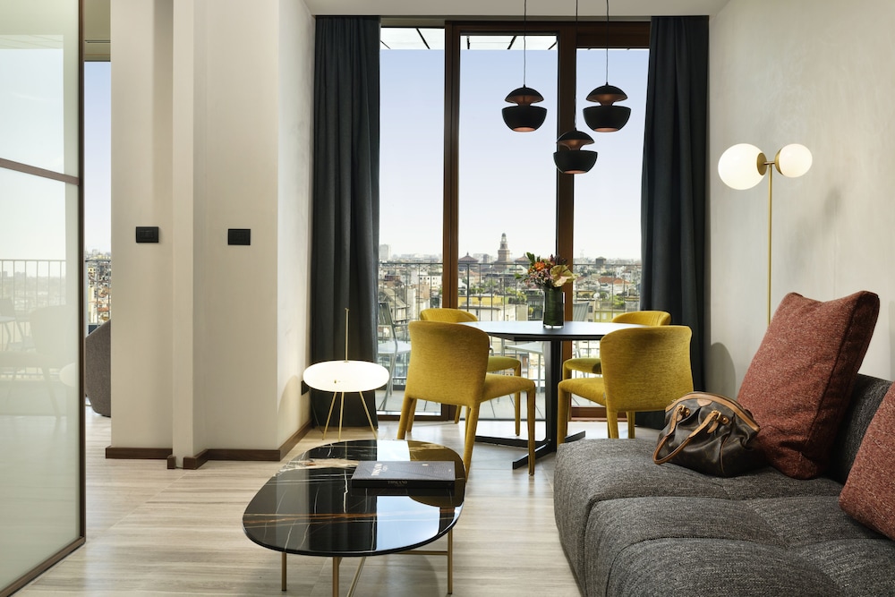 Milano Verticale | UNA Esperienze | Preferred Hotels and Resorts — Hotel rooms in Milan, Lombardy