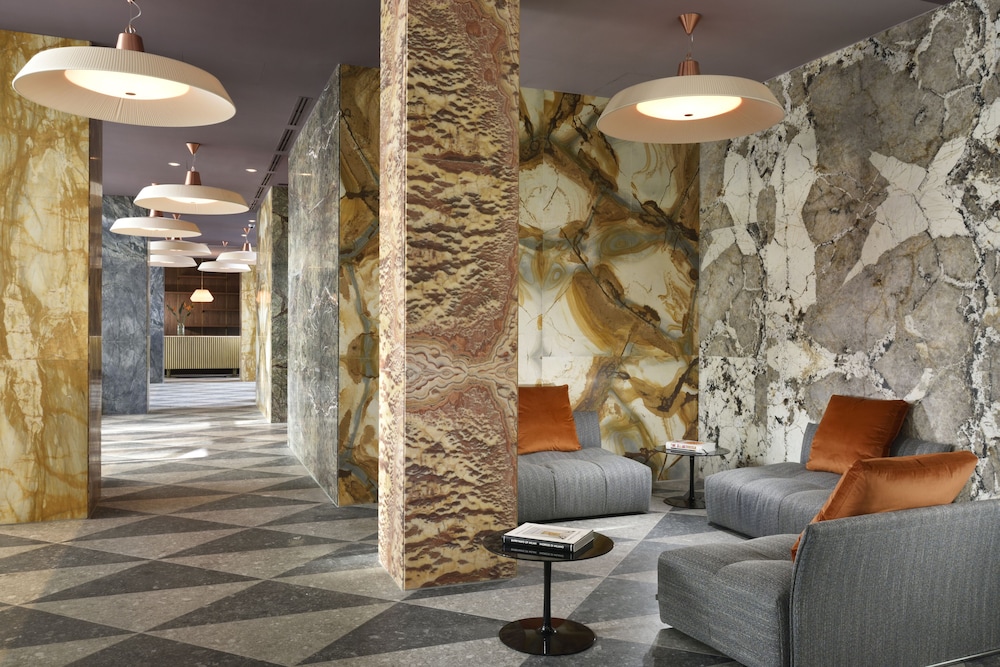 Milano Verticale | UNA Esperienze | Preferred Hotels and Resorts — Hotel building in Milan, Lombardy