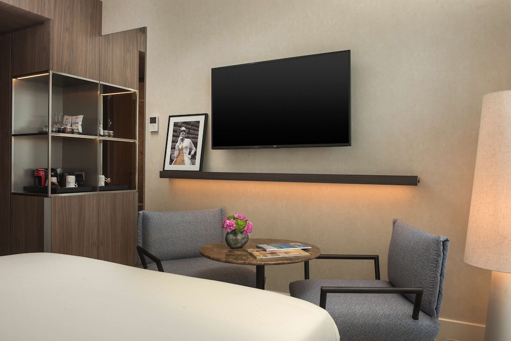 NH Collection Milano City Life — Hotel rooms in Milan, Lombardy
