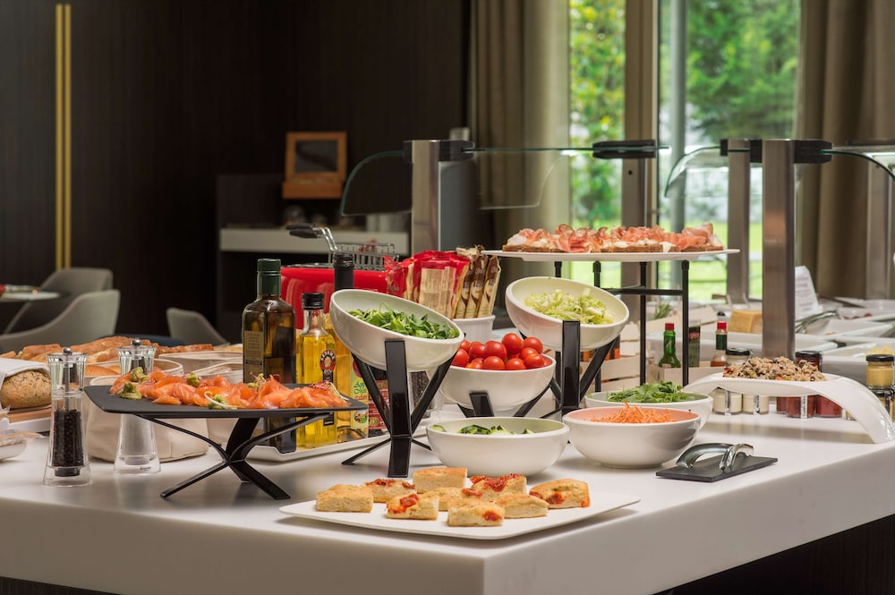 NH Collection Milano City Life — Restaurant & bars in Milan, Lombardy