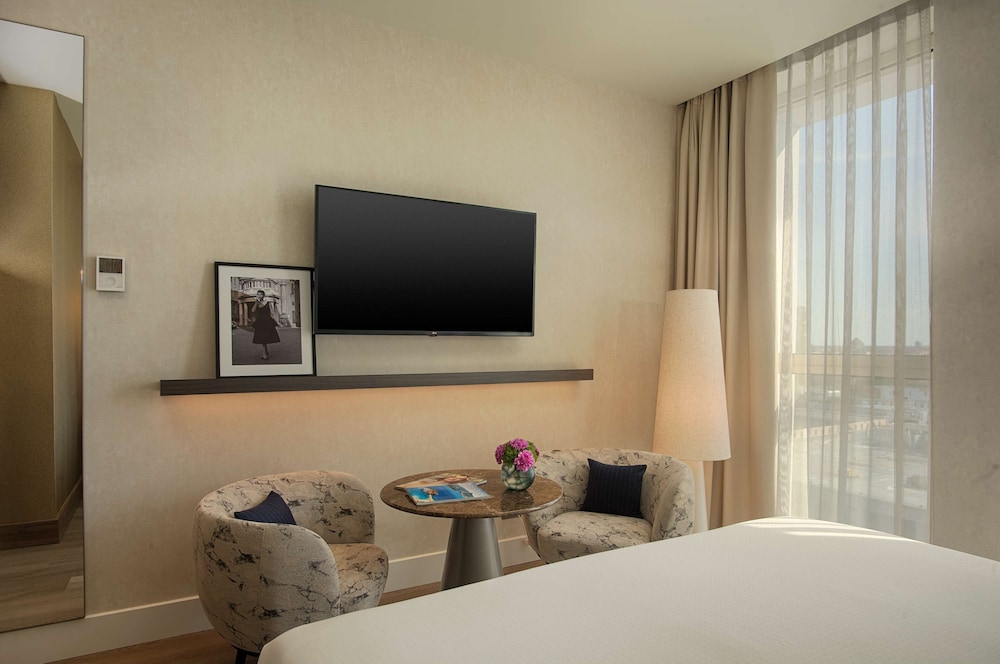 NH Collection Milano City Life — Hotel rooms in Milan, Lombardy