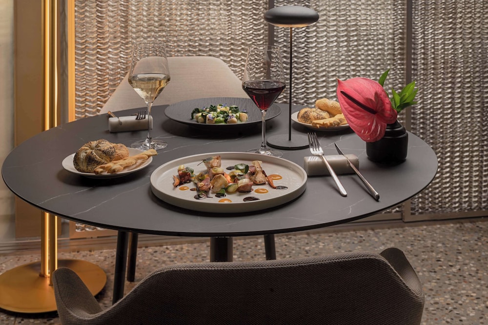 NH Collection Milano City Life — Restaurant & bars in Milan, Lombardy