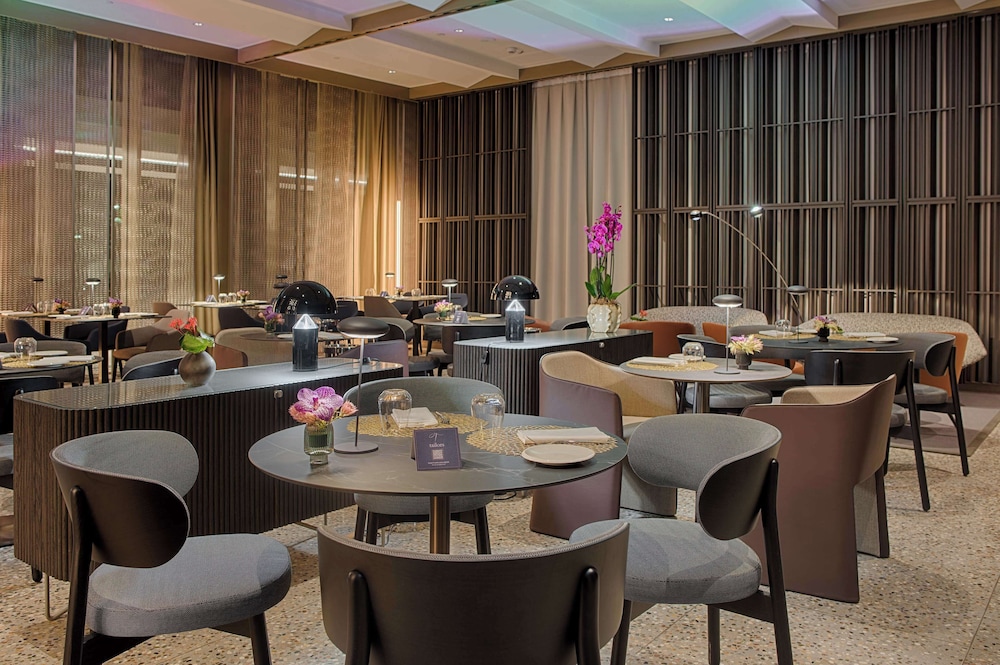 NH Collection Milano City Life — Restaurant & bars in Milan, Lombardy