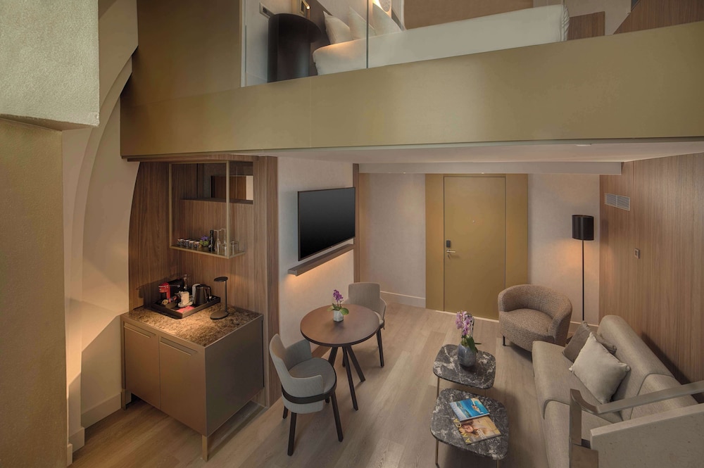 NH Collection Milano City Life — Hotel rooms in Milan, Lombardy