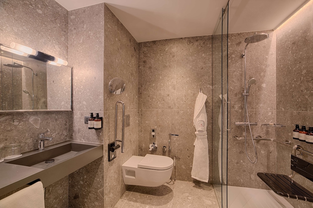 NH Collection Milano City Life — Hotel rooms in Milan, Lombardy