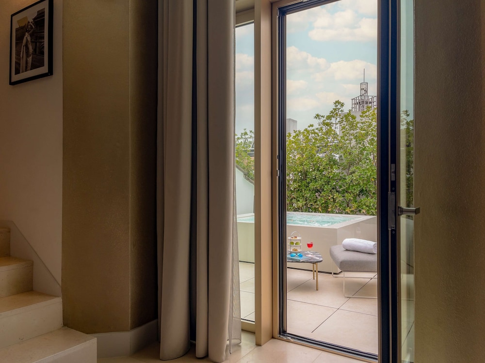 NH Collection Milano City Life — Hotel rooms in Milan, Lombardy