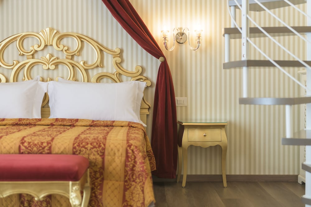 HOTEL REGINA DEL GARDA SUITE - zdjęcie 5
