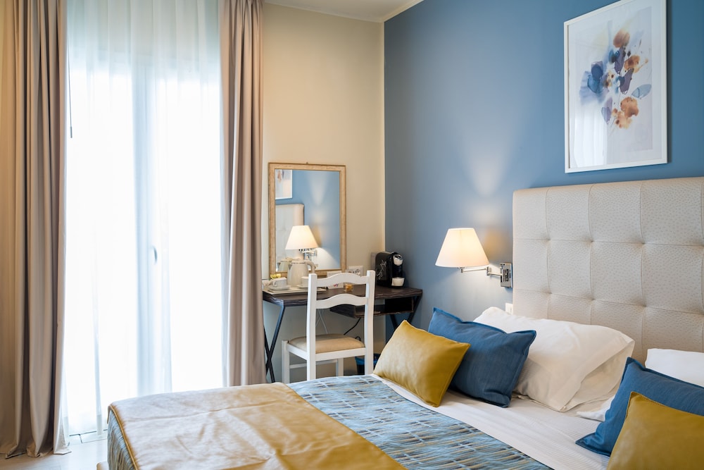 Hotel Rivage Taormina — Hotel rooms in Taormina, Sicily