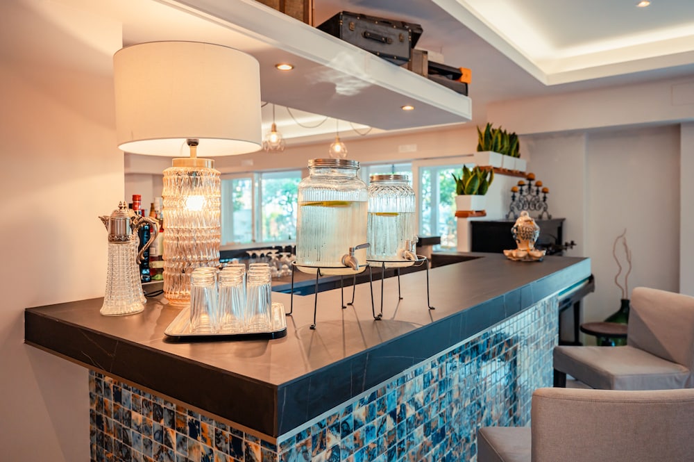 Hotel Rivage Taormina — Restaurant & bars in Taormina, Sicily