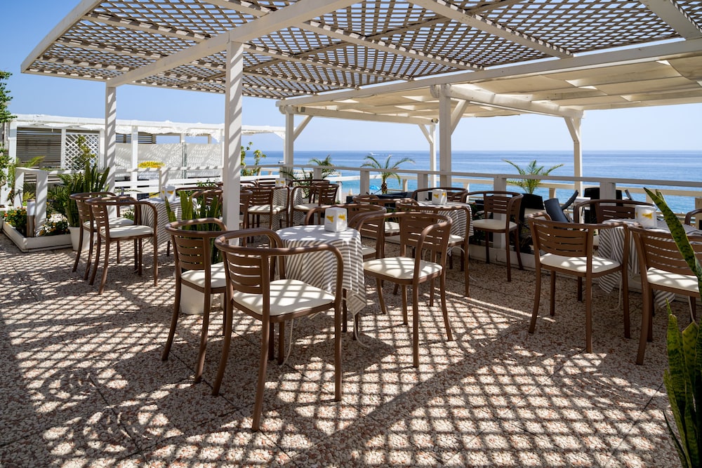 Hotel Rivage Taormina — Restaurant & bars in Taormina, Sicily
