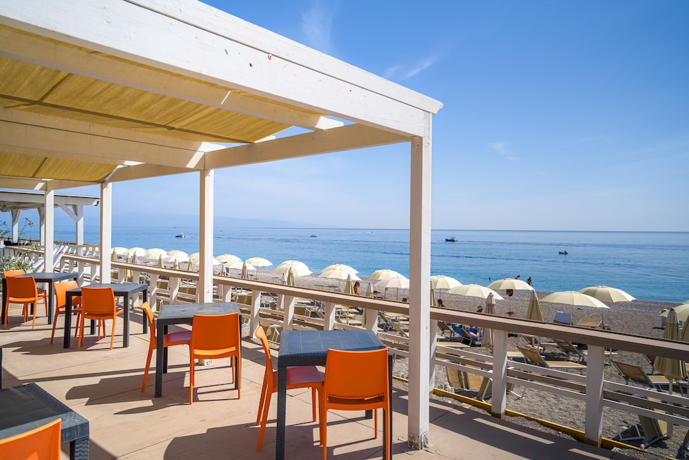 Hotel Rivage Taormina — Restaurant & bars in Taormina, Sicily