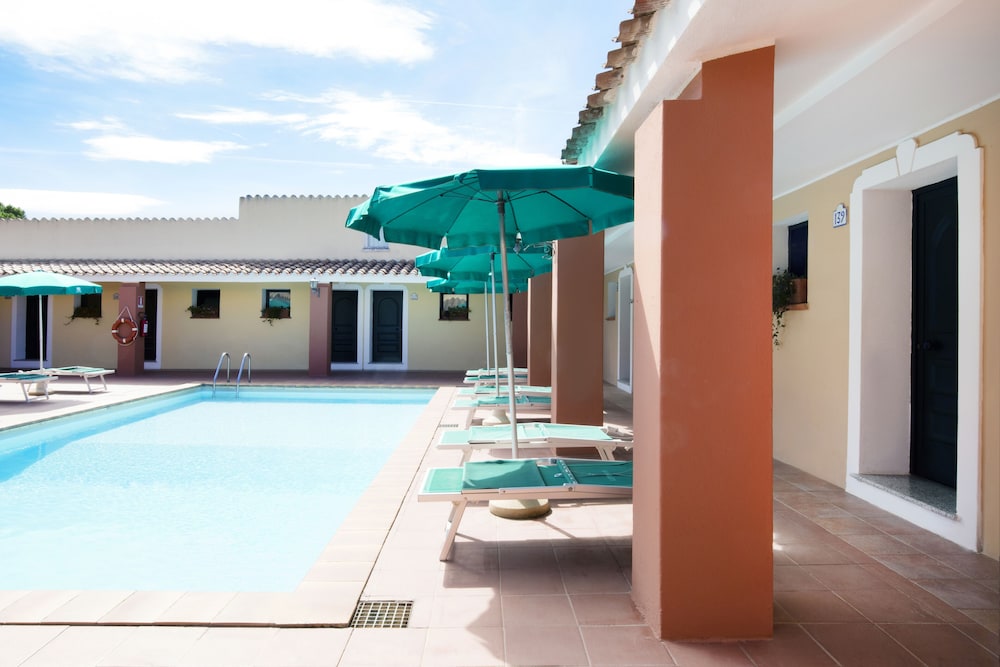 Club Hotel Marina Seada Beach — Swimming pool in Budoni, Sardinia