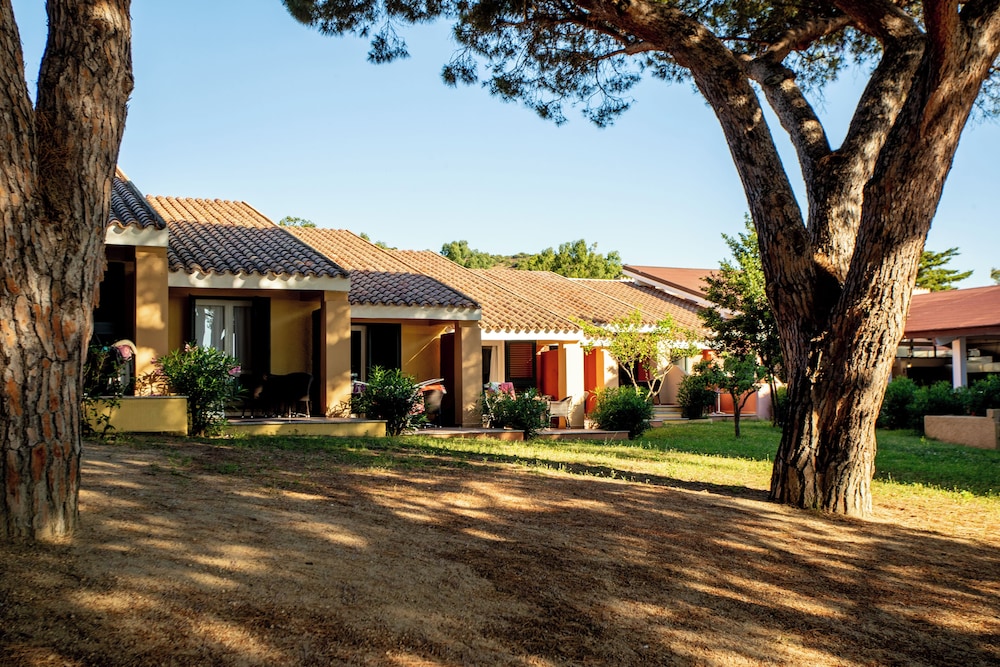 Club Hotel Marina Seada Beach — Hotel building in Budoni, Sardinia