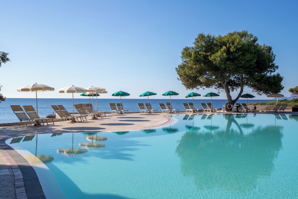 Club Hotel Marina Seada Beach — Swimming pool in Budoni, Sardinia