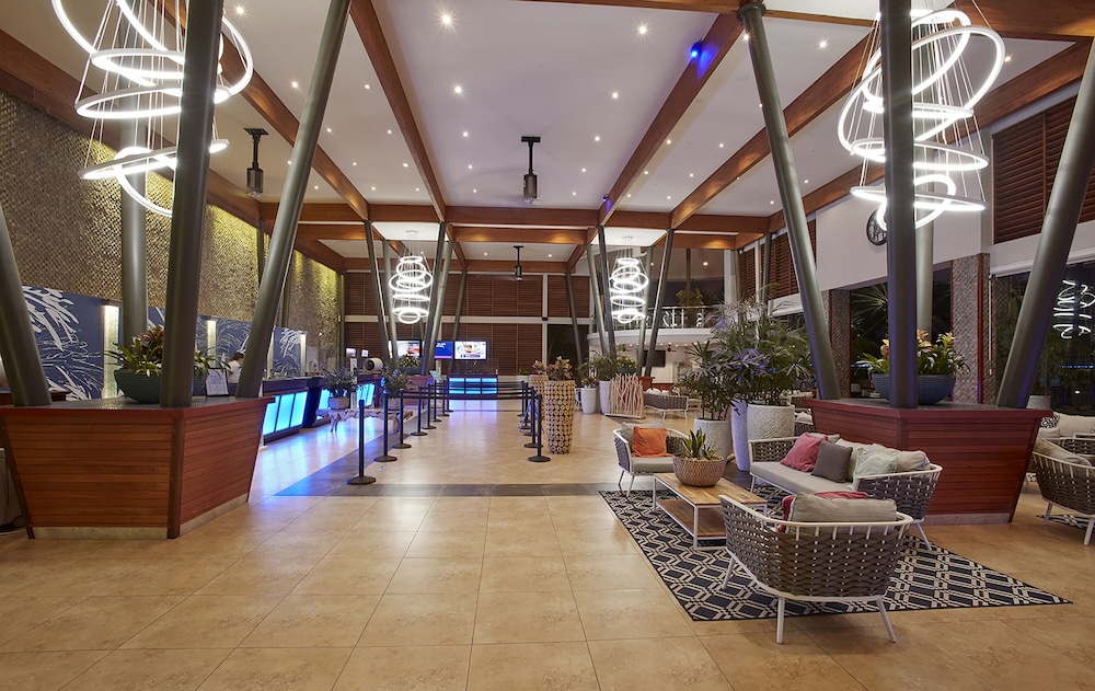 Divi Village Golf & Beach Resort — Hotel building in Oranjestad, Aruba