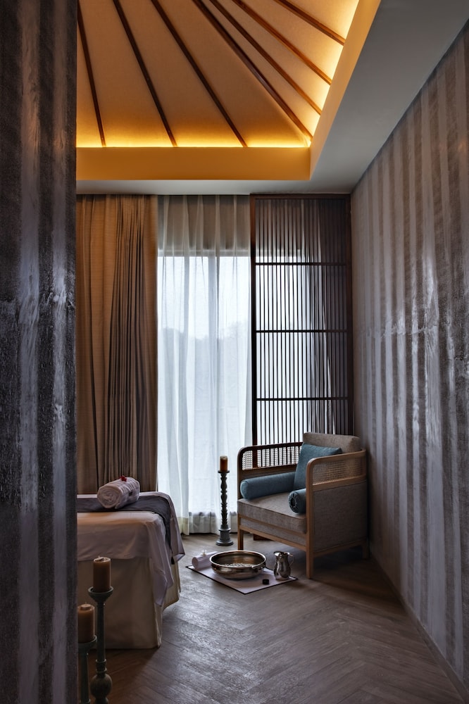 The Westin Goa — Hotel rooms in Anjuna, Goa