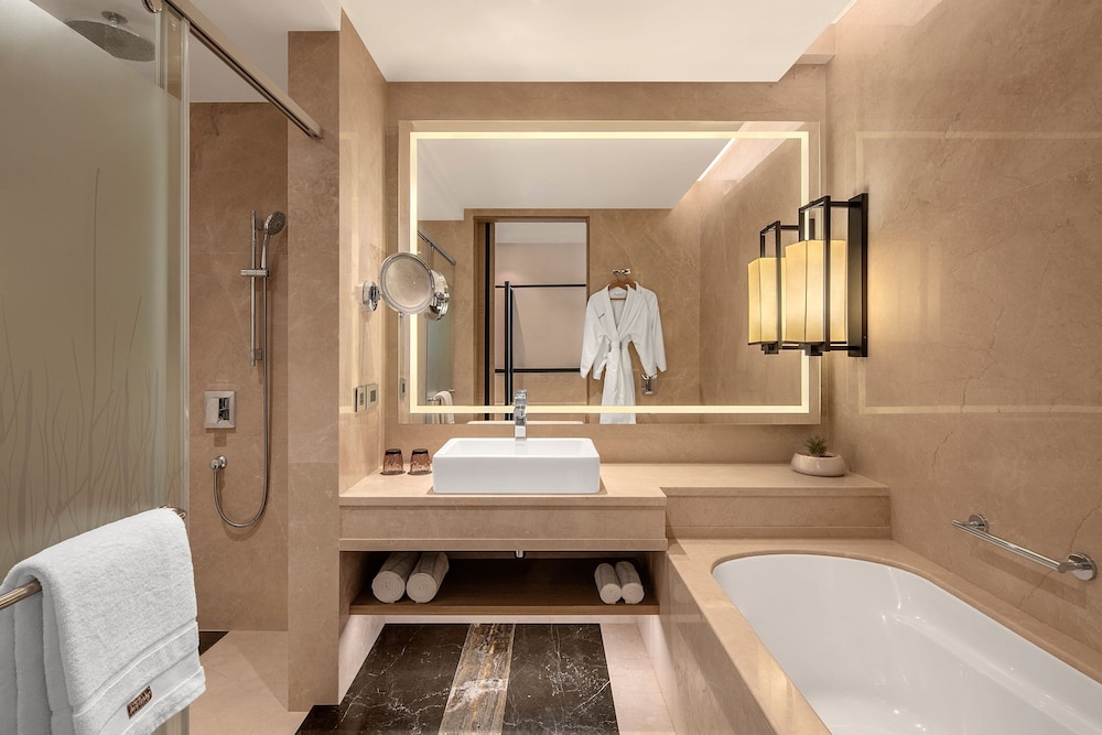 The Westin Goa — Hotel rooms in Anjuna, Goa