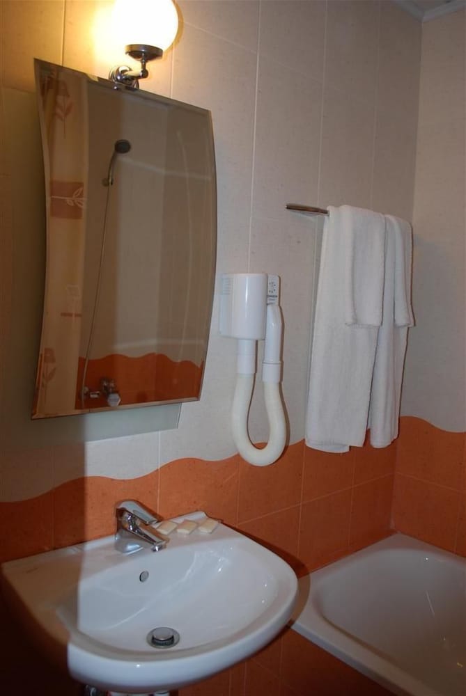 Hotel Italia Nessebar — Hotel rooms in Nessebar, Burgas Region