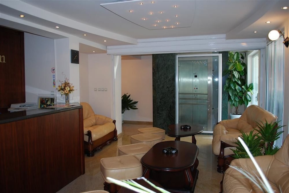 Hotel Italia Nessebar — Hotel building in Nessebar, Burgas Region