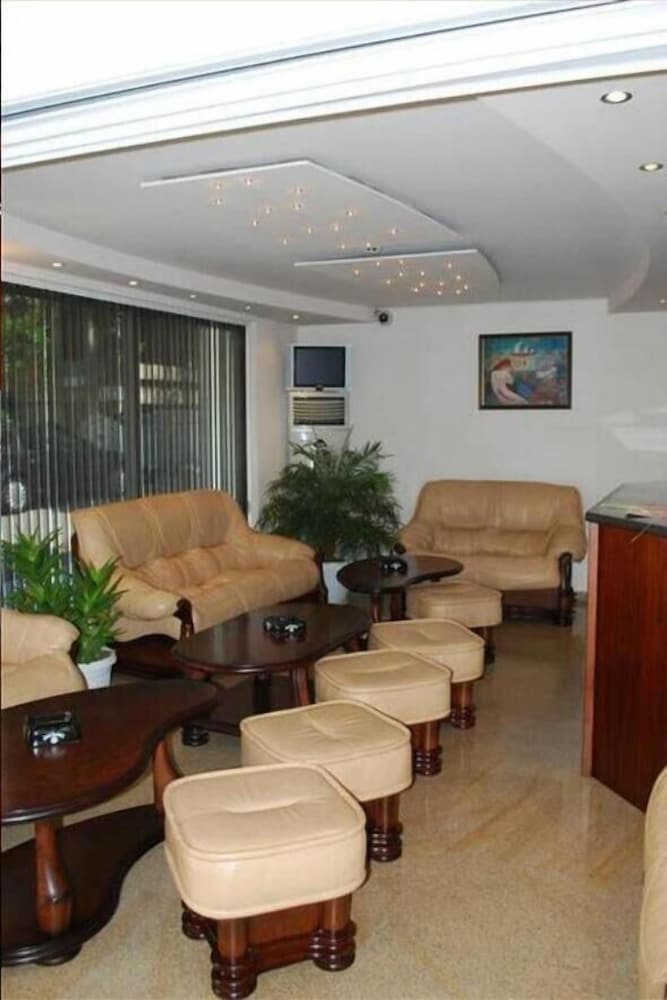 Hotel Italia Nessebar — Hotel building in Nessebar, Burgas Region